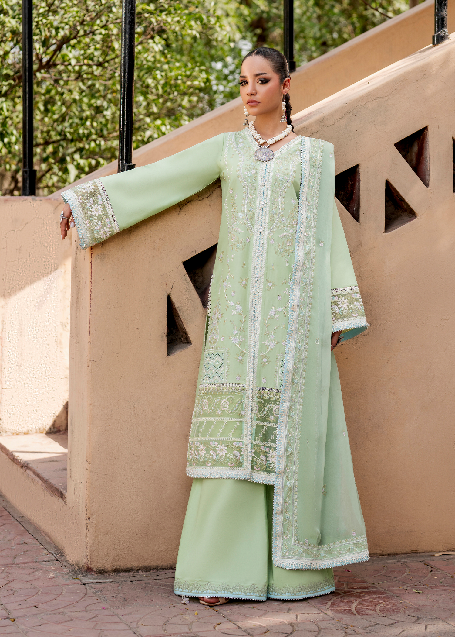 LIORA - UNSTITCHED SIFA