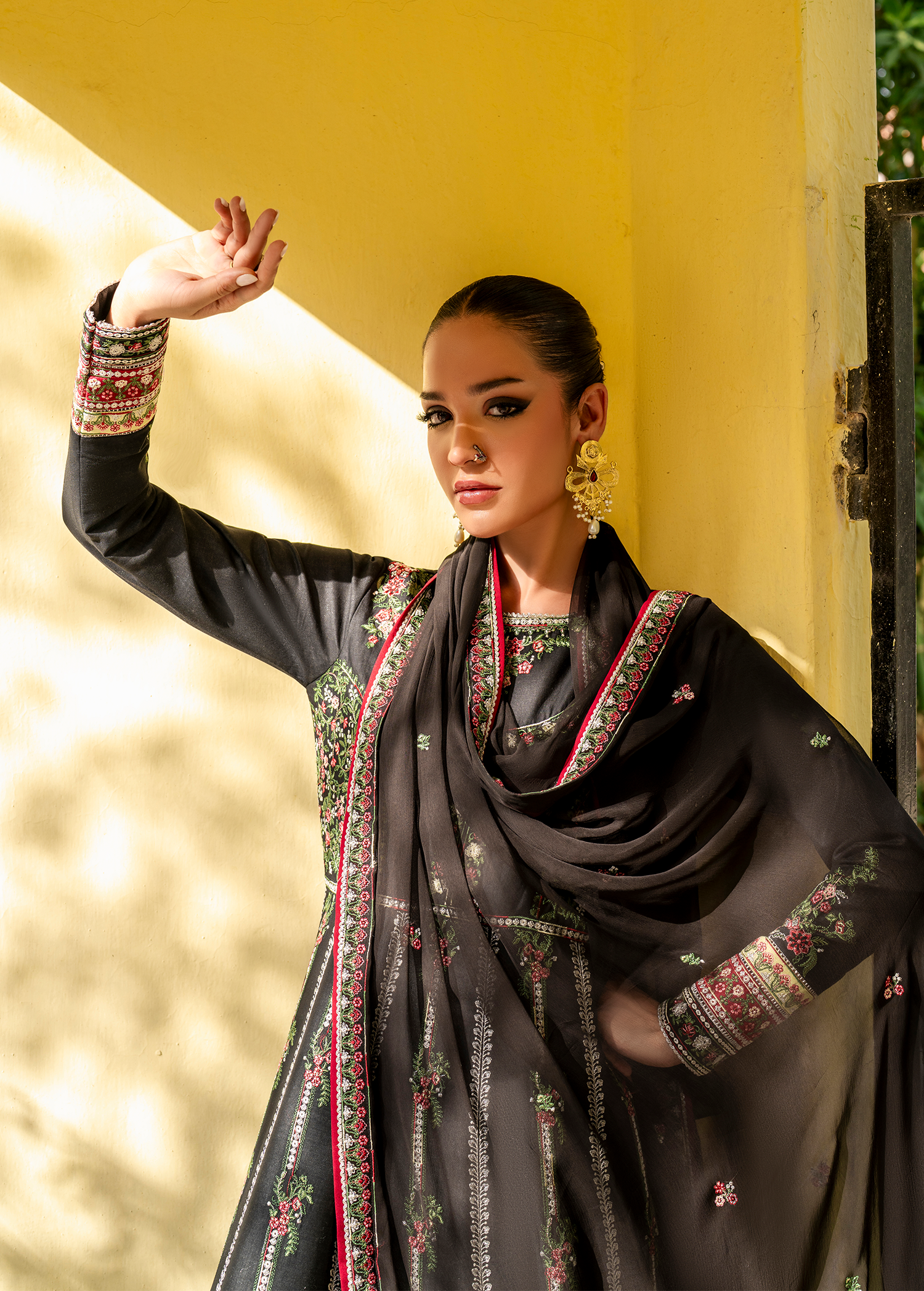 AMBER - UNSTITCHED SIFA