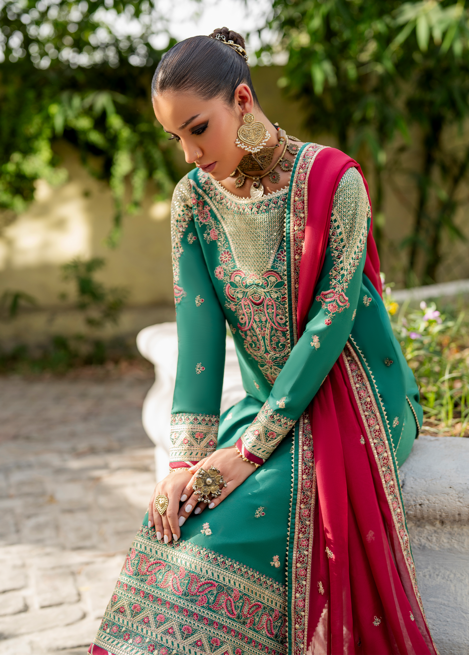 ROSELYN - UNSTITCHED SIFA