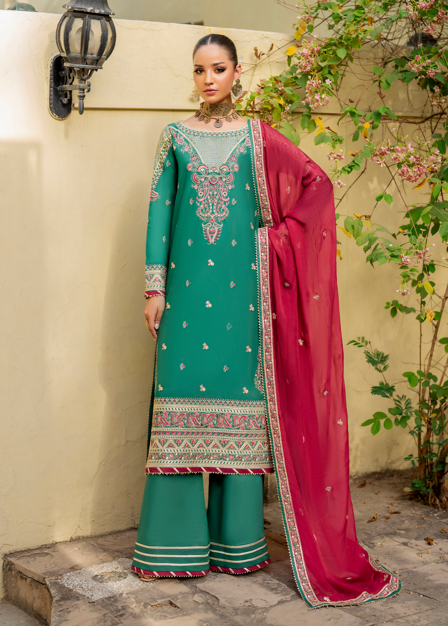 ROSELYN - UNSTITCHED SIFA