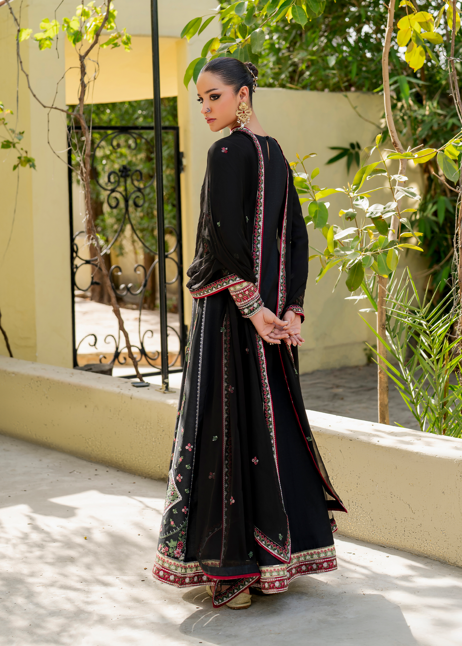 AMBER - UNSTITCHED SIFA