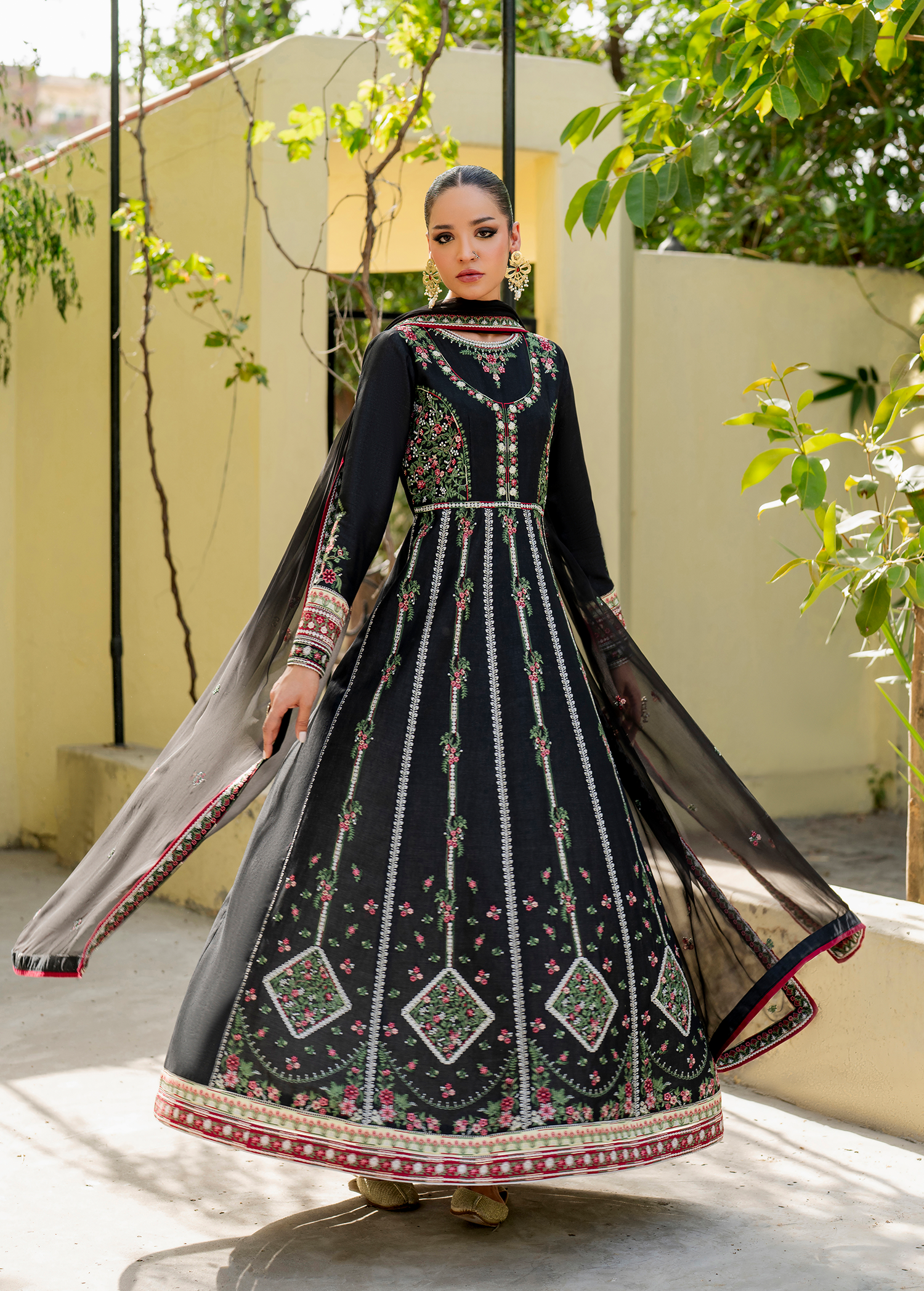 AMBER - UNSTITCHED SIFA