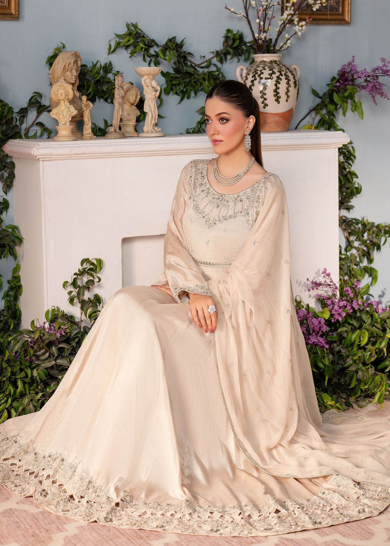 Maahi-e-Noor