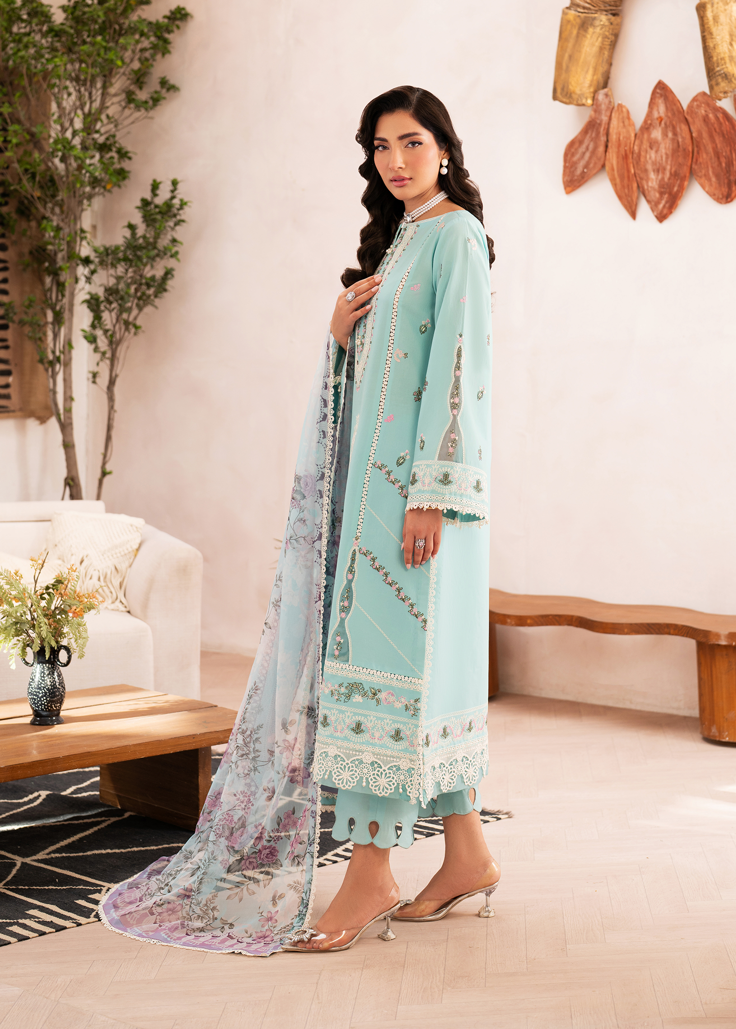 Nisa - Unstitched