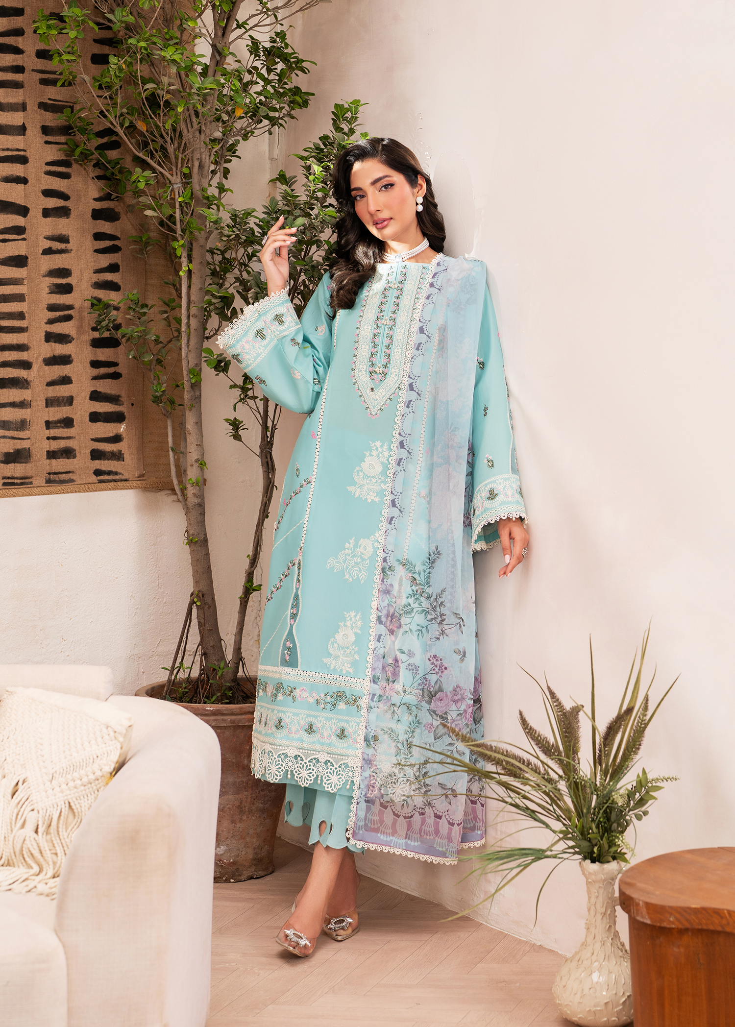 Nisa - Unstitched