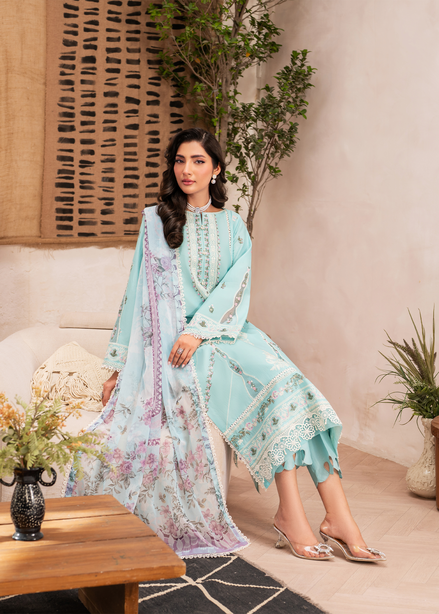 Nisa - Unstitched
